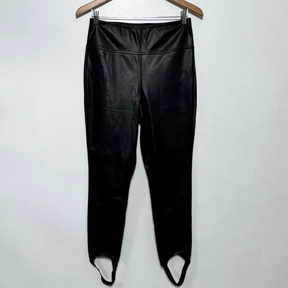NWOT WeWoreWhat Vegan Leather Stirrup Legging Black Size M - Picture 4 of 16
